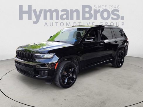 Used 2023 Jeep Grand Cherokee L Laredo AWD/4WD image 7