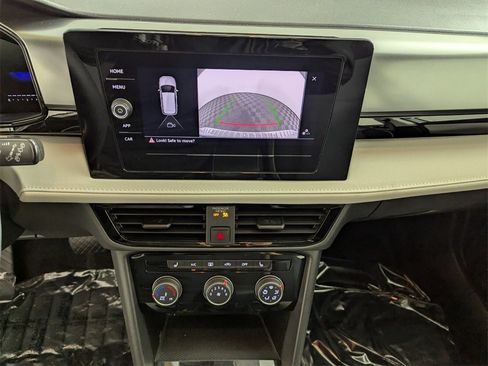 Used 2025 Volkswagen Taos S image 23