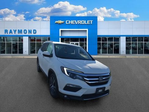 Used 2017 Honda Pilot Elite image 9