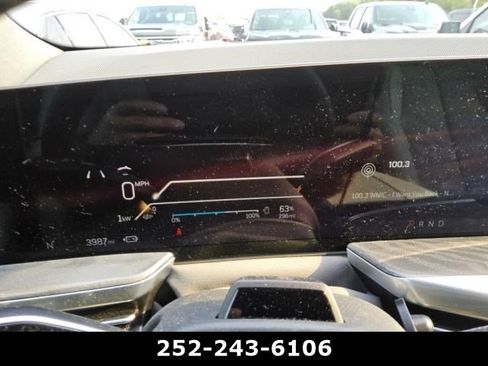 Used 2026 Cadillac Escalade IQ Luxury 1 AWD/4WD image 10