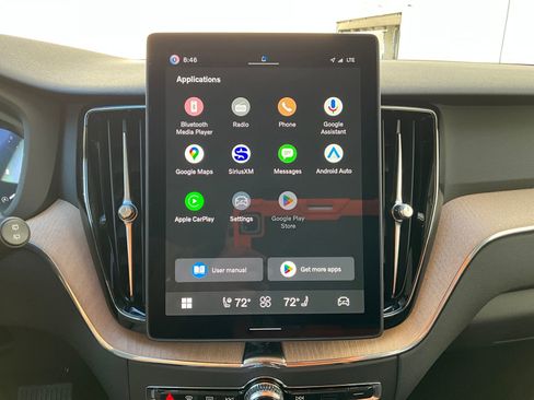 New 2026 Volvo XC60 B5 Plus w/ Protection Package Premier image 18