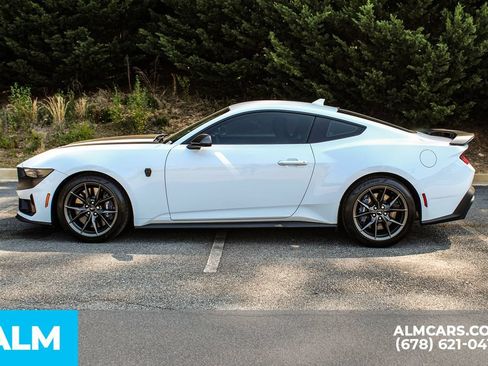 Used 2025 Ford Mustang Dark Horse RWD image 6