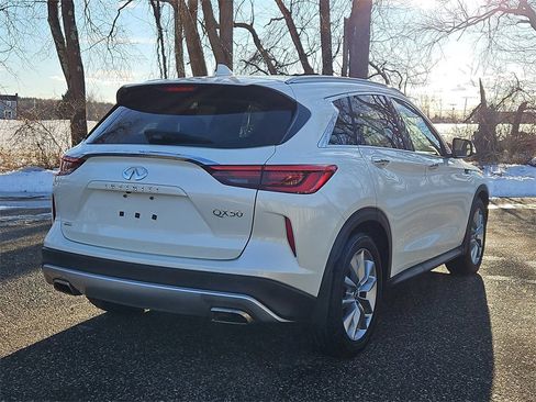 Used 2020 INFINITI QX50 Luxe w/ Cargo Package image 7