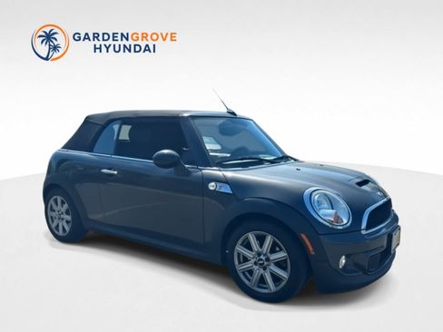 Used 2015 MINI Cooper S FWD image 1
