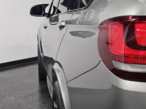 Used 2018 BMW X5 M w/ Executive Package image 27