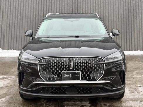 New 2026 Lincoln Aviator Reserve image 2