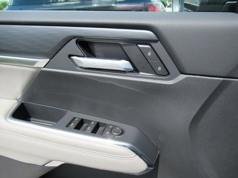 New 2026 GMC Acadia Elevation FWD image 20