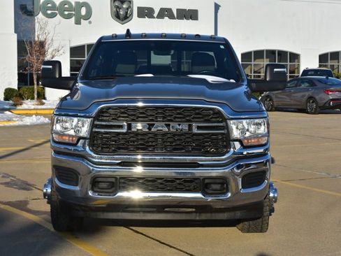 Used 2024 RAM 3500 Tradesman w/ Chrome Appearance Group image 2