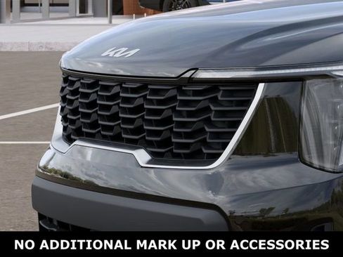 New 2026 Kia Sorento LX FWD image 12