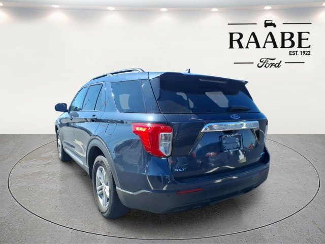 Used 2023 Ford Explorer XLT AWD/4WD image 13