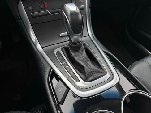 Used 2017 Ford Edge Titanium w/ Equipment Group 301A image 19