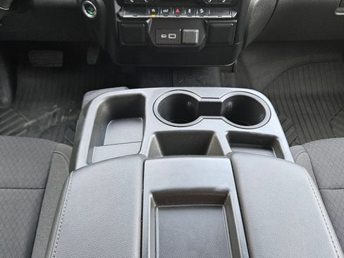 Used 2020 Chevrolet Silverado 1500 LT AWD/4WD image 12