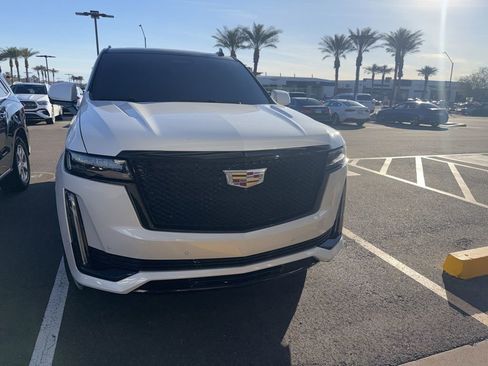 Used 2024 Cadillac Escalade Sport w/ Touring Package image 2