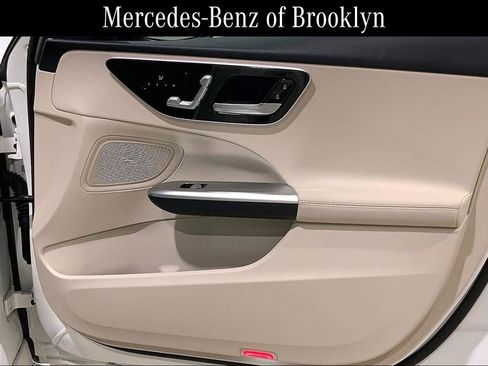 Used 2024 Mercedes-Benz C 300 4MATIC Sedan image 22