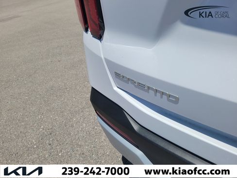 New 2026 Kia Sorento LX FWD image 10