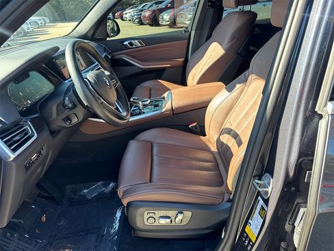 Used 2020 BMW X5 xDrive40i w/ Premium Package image 9
