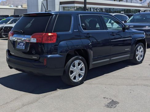 Used 2017 GMC Terrain SLE AWD/4WD image 2