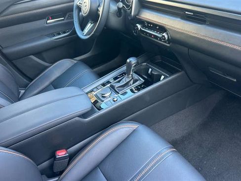 Certified 2025 MAZDA CX-50 AWD 2.5 S w/ Weather Package image 17