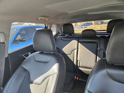 Used 2022 Jeep Compass Latitude image 13