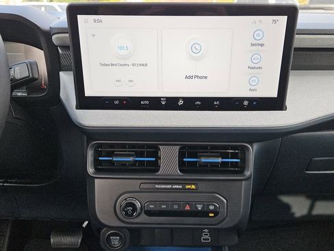 New 2025 Ford Maverick XLT image 13