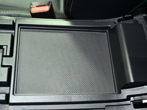 Certified 2024 Subaru Outback Limited image 28