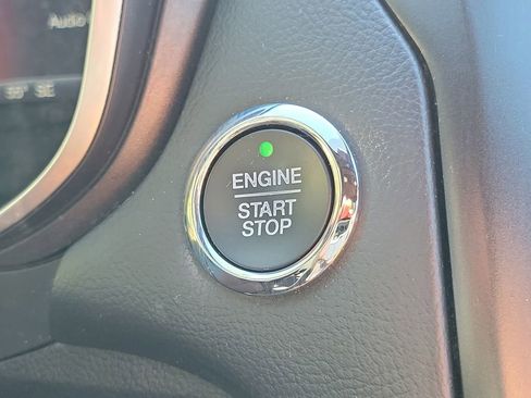 Used 2019 Ford Fusion Titanium image 37