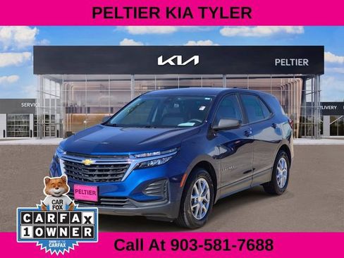 Used 2022 Chevrolet Equinox LS image 3