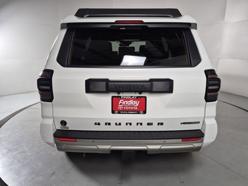 New 2026 Toyota 4Runner 4WD image 14