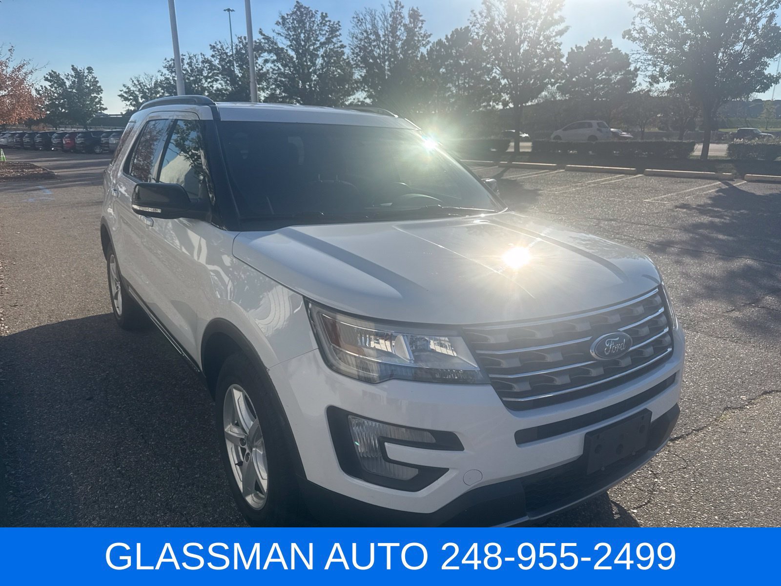 Used 2016 Ford Explorer XLT AWD/4WD image 1