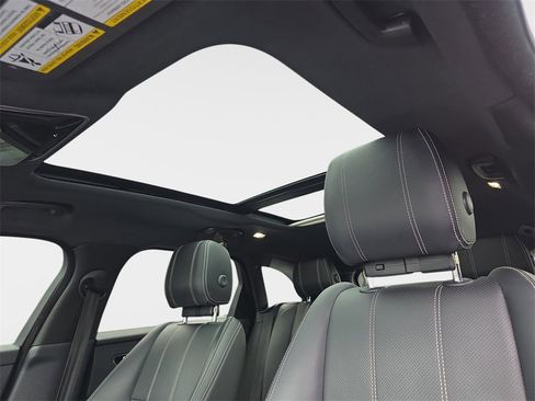 Used 2019 Land Rover Range Rover Velar S image 34