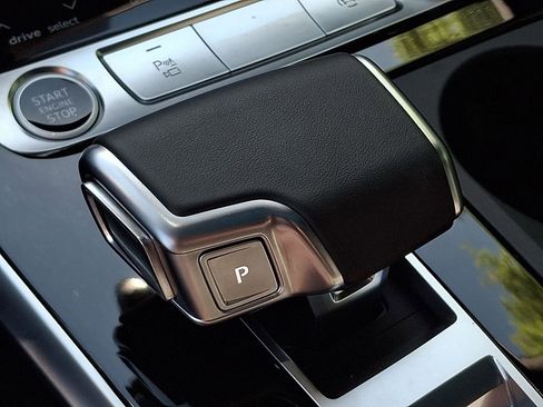 Certified 2026 Audi Q8 Premium Plus w/ Premium Plus Package AWD/4WD image 15