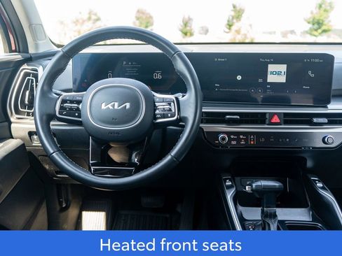 Used 2025 Kia Sorento S w/ Panoramic Sunroof Package image 15