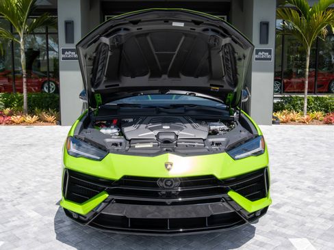 Used 2024 Lamborghini Urus S AWD/4WD image 59
