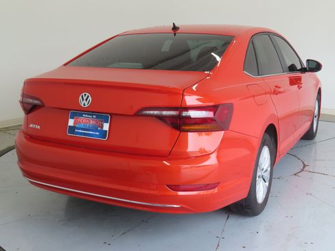 Used 2019 Volkswagen Jetta S image 3
