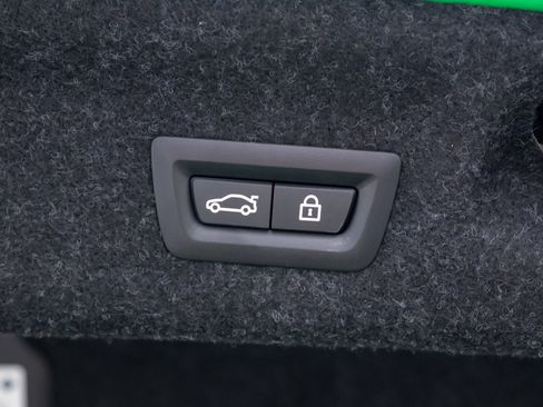 Used 2023 BMW M4 Coupe w/ M Carbon Exterior Package image 30