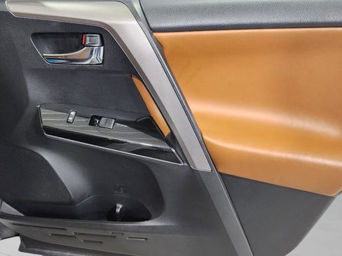 Used 2018 Toyota RAV4 Limited w/ All Weather Liner Package AWD/4WD image 26