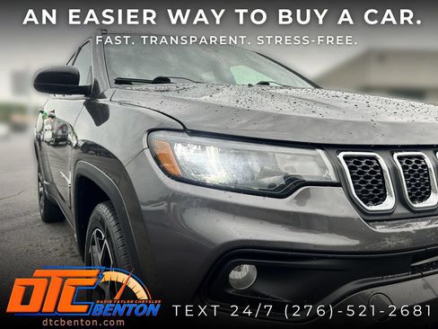 Used 2024 Jeep Compass Latitude AWD/4WD image 26