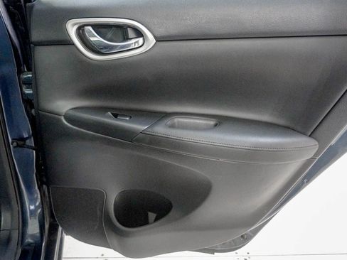 Used 2013 Nissan Sentra SL w/ Leather Pkg FWD image 32