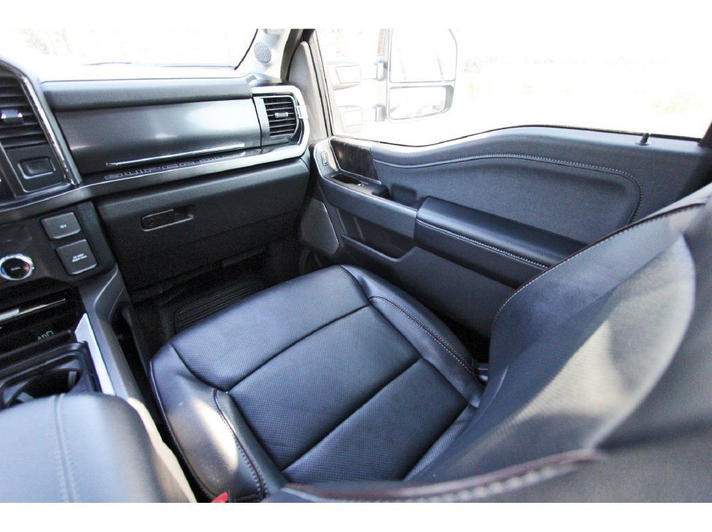 Used 2023 Ford F350 Lariat w/ Tow Technology Package AWD/4WD image 12