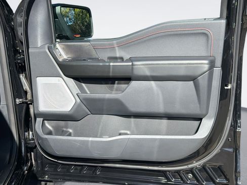 Used 2025 Ford F150 Raptor AWD/4WD image 31