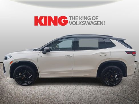 New 2025 Volkswagen Tiguan SE R-Line image 4