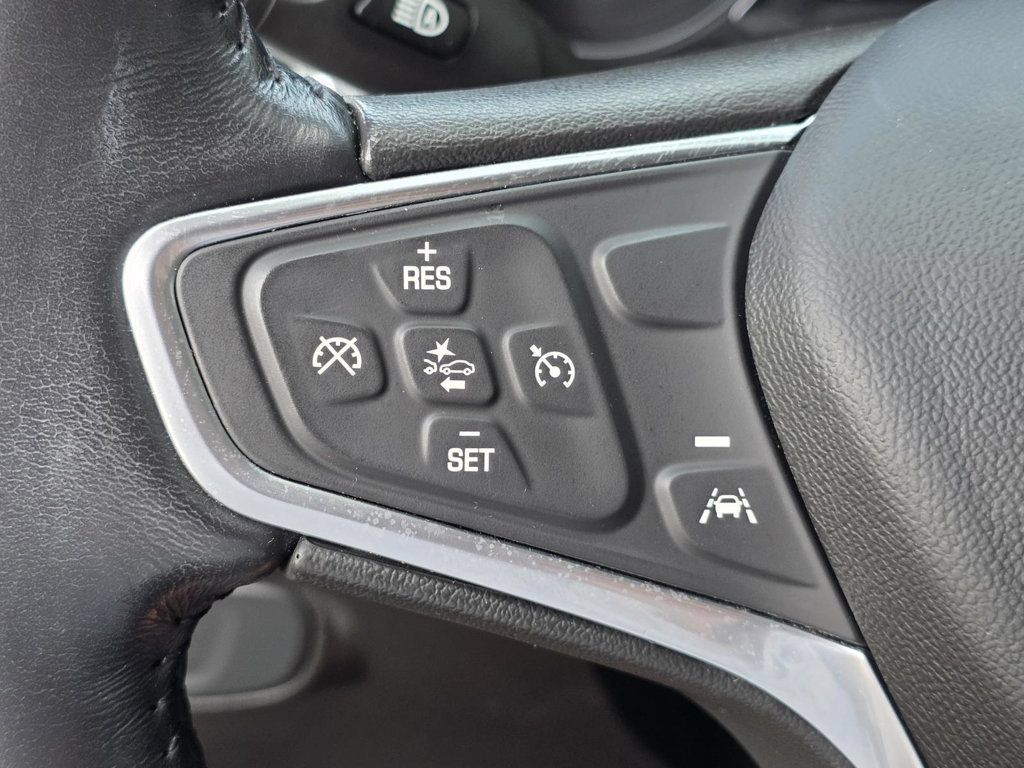 Used 2022 Chevrolet Equinox LT FWD image 23
