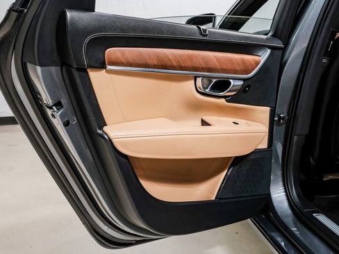 Used 2017 Volvo S90 T6 Inscription w/ Vision Package image 57