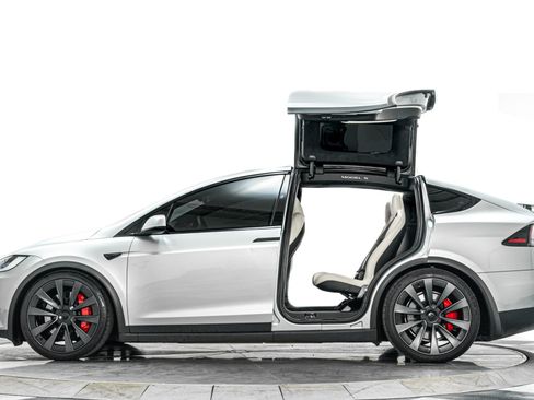 Used 2026 Tesla Model X Plaid AWD/4WD image 6