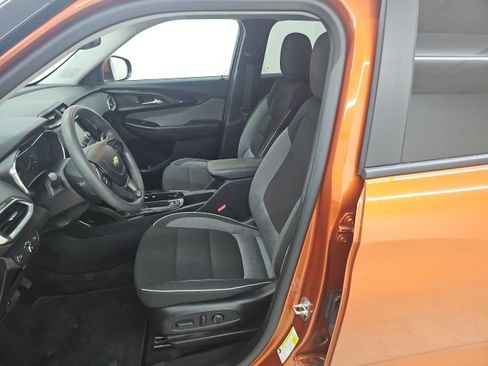 Used 2023 Chevrolet TrailBlazer LT w/ Convenience Package image 4