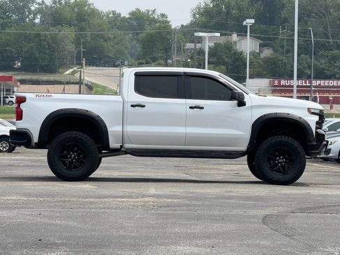 Used 2019 Chevrolet Silverado 1500 LT Trail Boss image 6