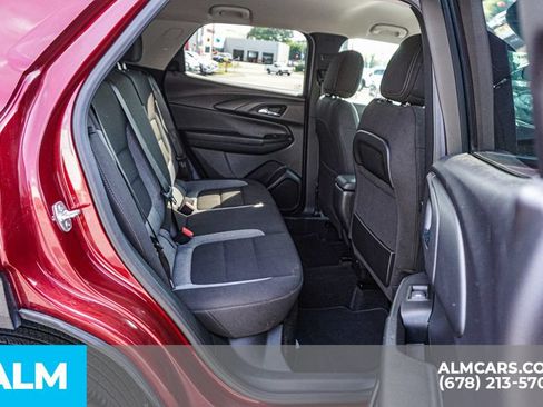 Used 2025 Chevrolet TrailBlazer LT AWD/4WD image 21