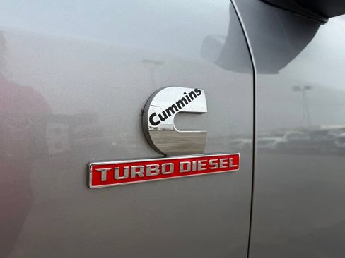 Used 2024 RAM 2500 Laramie w/ Safety Group AWD/4WD image 8