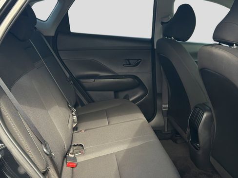 Certified 2025 Hyundai Kona SE AWD/4WD image 21
