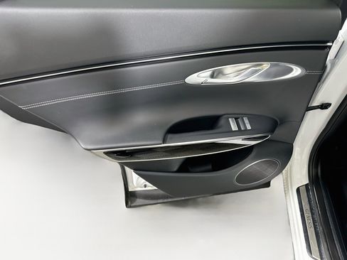 Used 2025 Genesis GV70 2.5T AWD/4WD image 25